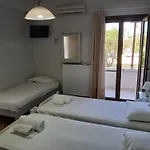Joanna-3 Apartment